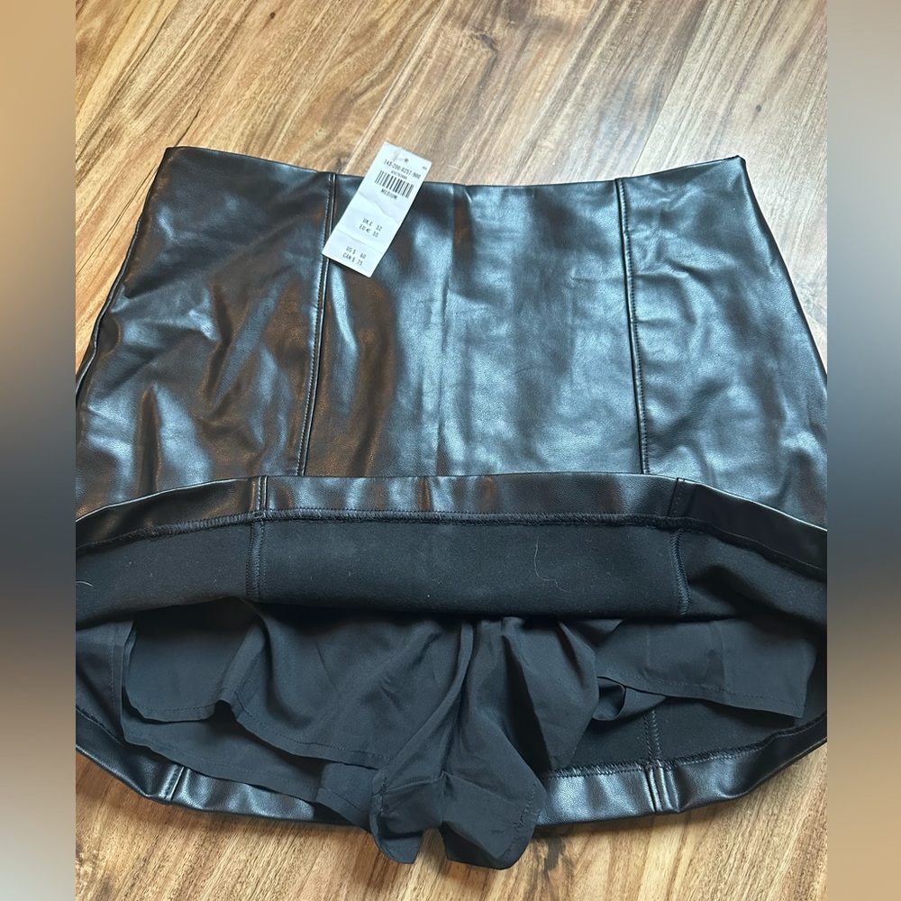 Black Faux Leather Women Shorts Abercrombie and fitch